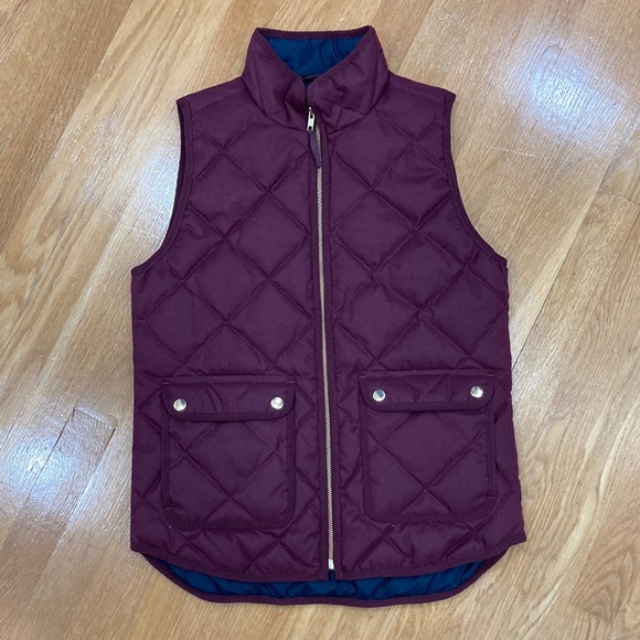 J. Crew Excursion Quilted Vest XS Burgundy - Picture 1 of 8